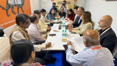 مذكرة تفاهم بين بوشيكان ووزير الصناعات الغذائية الهندي