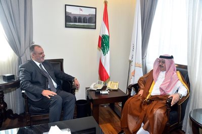 بوشكيان اجتمع مع سفير قطر 