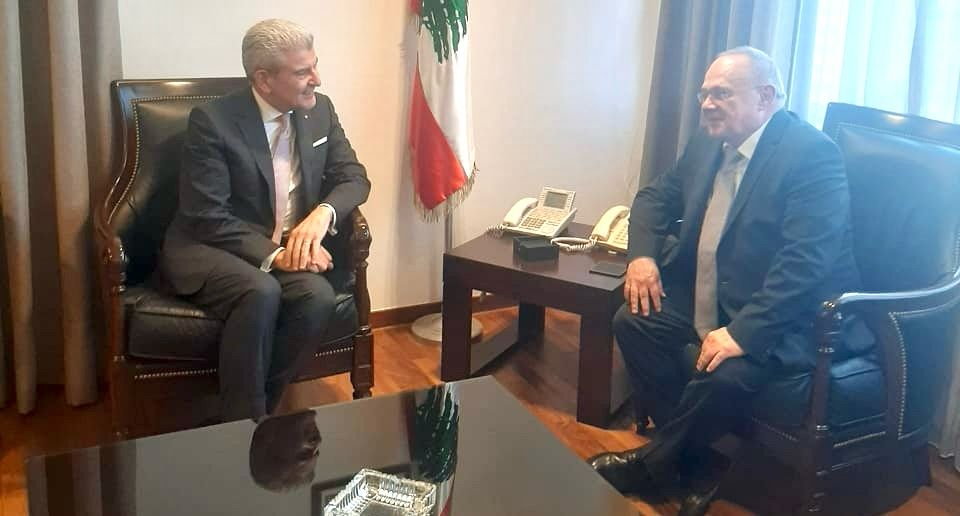 وزير الصناعة جو عيسى الخوري يلتقي سفير هنغاريا في لبنان فيرنز تشيلاغ
