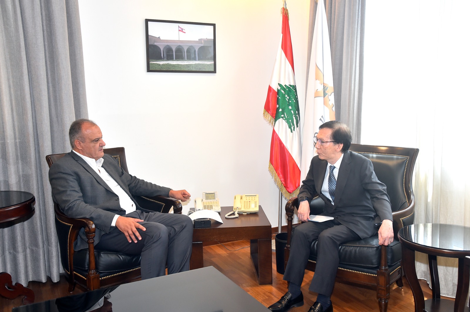بوشكيان عرض علاقات التعاون بين لبنان واليابان